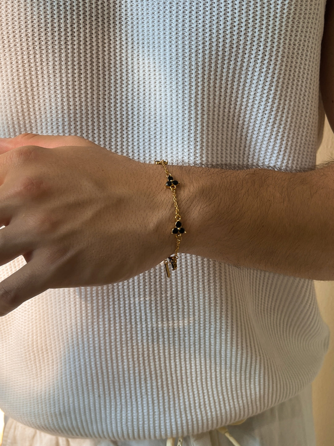 MIDNIGHT CLOVER BRACELET | 18K Gold